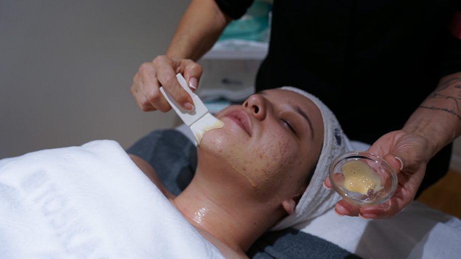 Trattamento-viso-43.1-centro-estetico-beuty-edone-bari-DSC08520